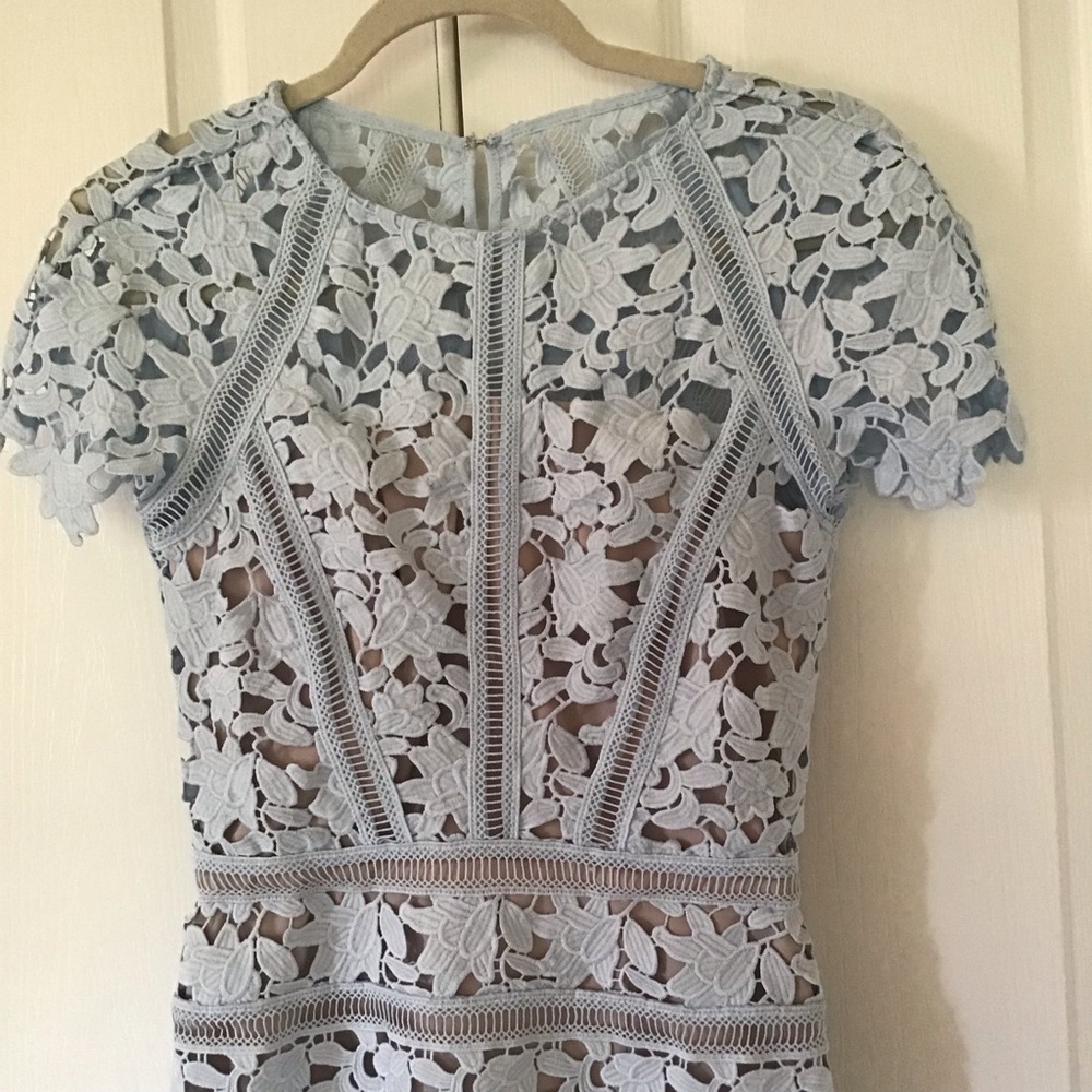 Reiss Pale Blue Floral Lace Dress 2 - Picture 4 of 8